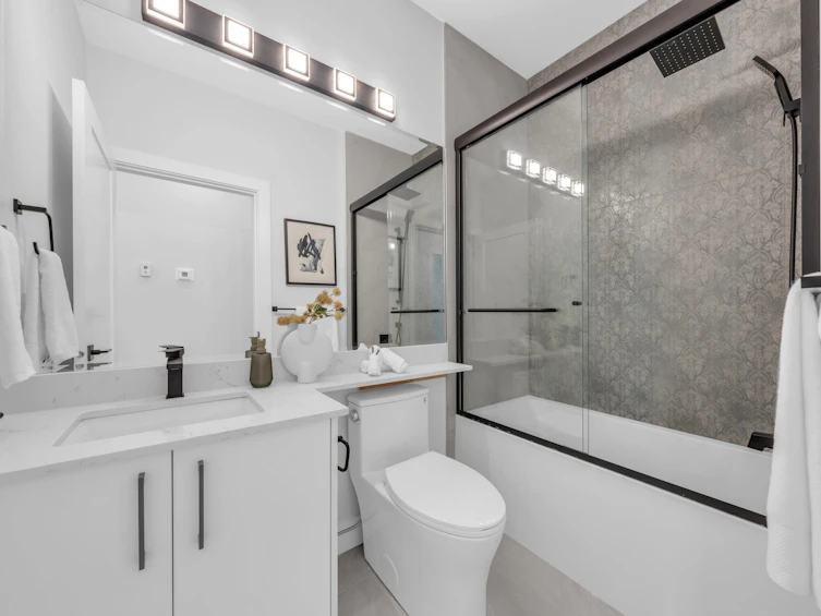 2743 Mcgill Street, Vancouver, BC, V5K 1H4 - 17
