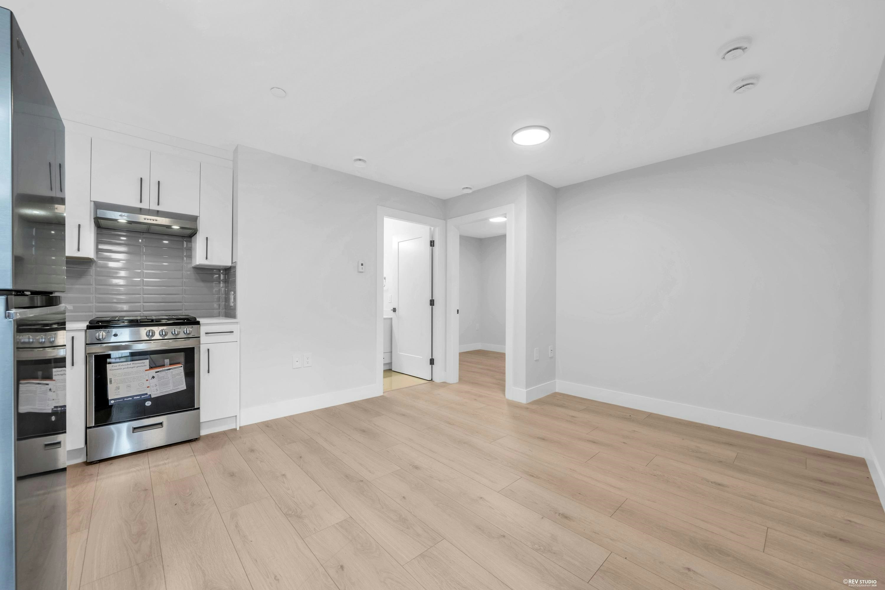 2743 Mcgill Street, Vancouver, BC, V5K 1H4 - 26