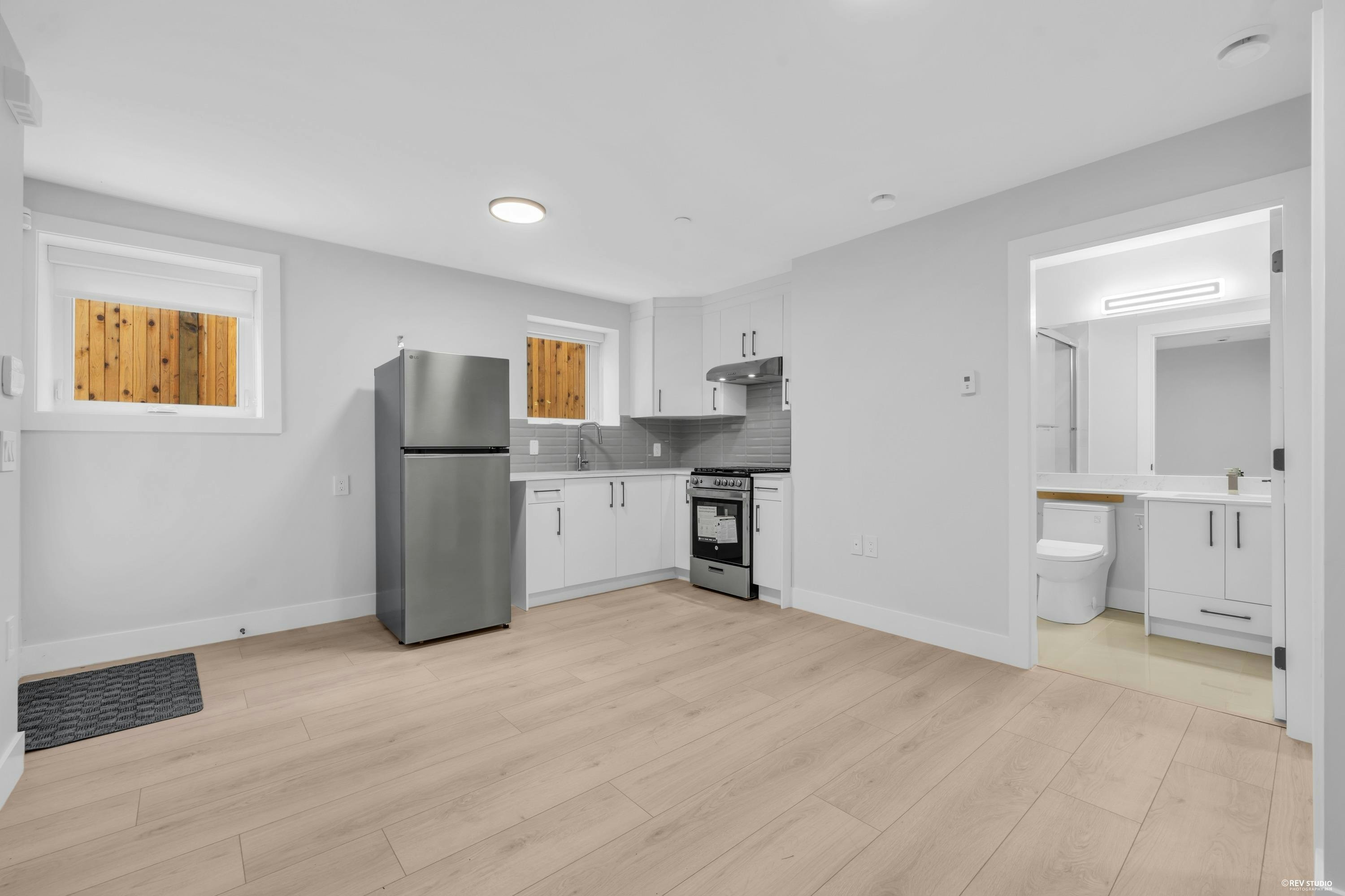2743 Mcgill Street, Vancouver, BC, V5K 1H4 - 23