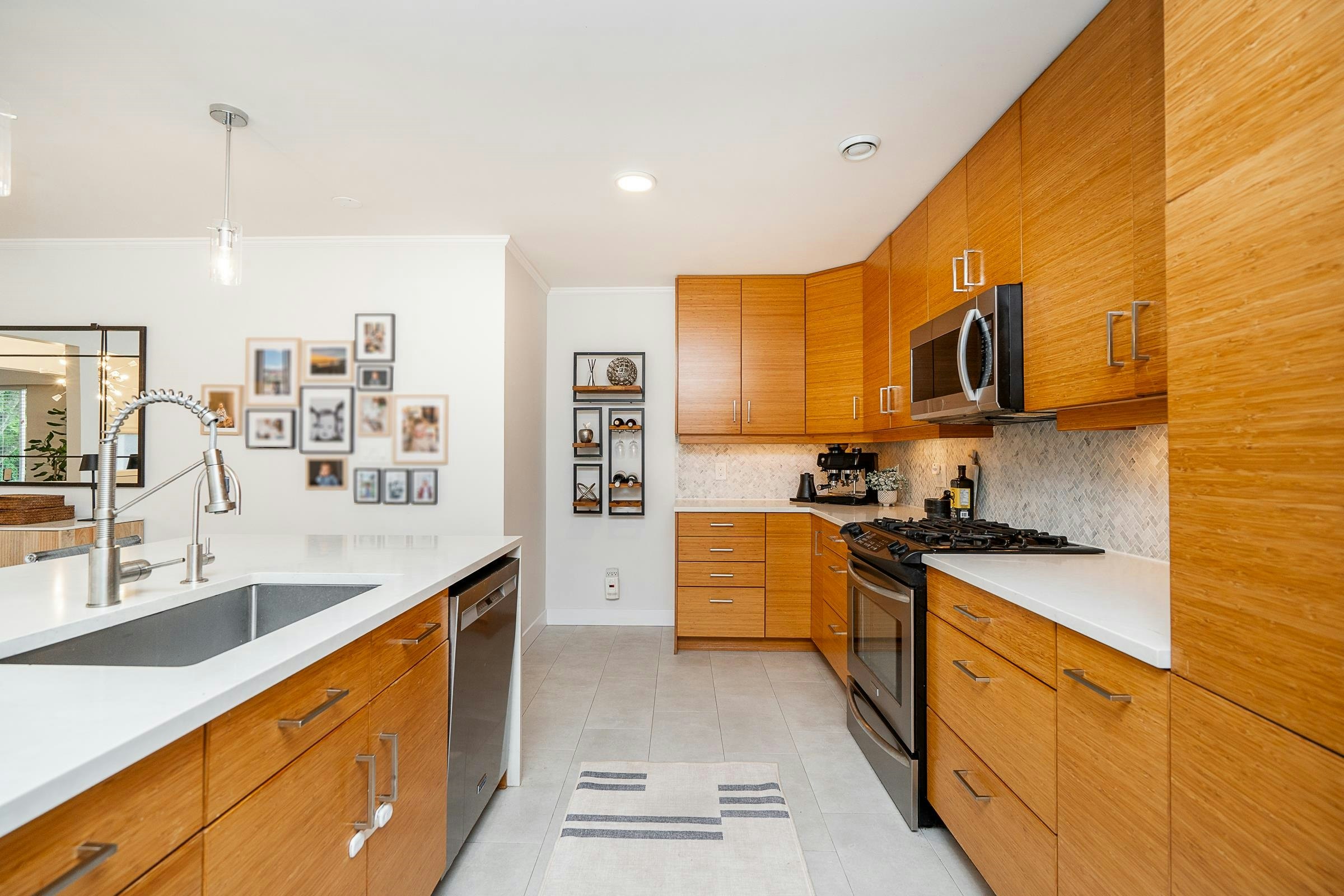 2583 Passage Drive, Coquitlam, BC, V3H 3H3 - 10