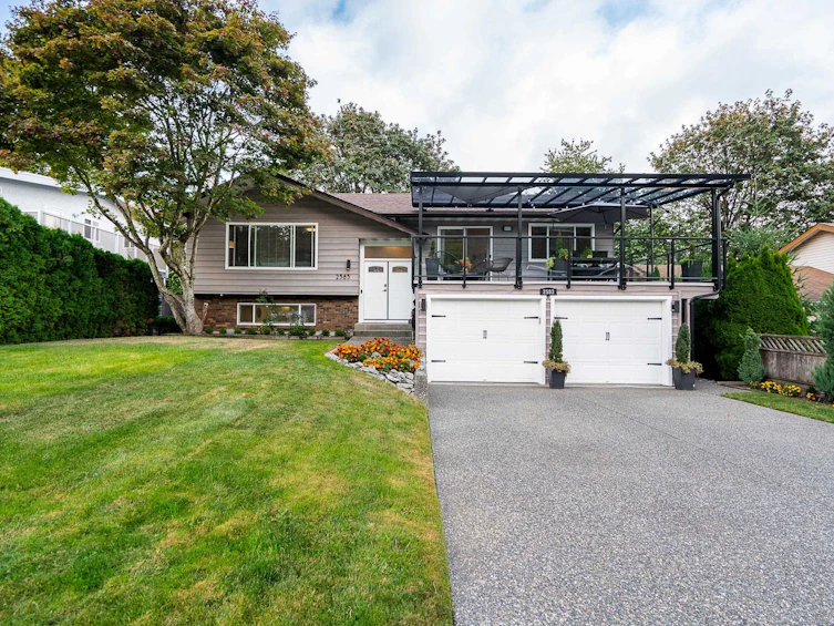 2583 Passage Drive, Coquitlam, BC, V3H 3H3 - 2