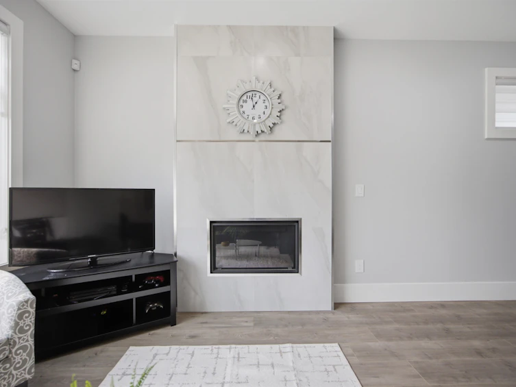 7835 12th Avenue, Burnaby, BC, V3N 2K6 - 7