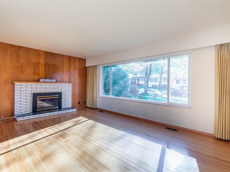 5482 Rhodes Street, Vancouver, BC, V5R 3N9 - 9