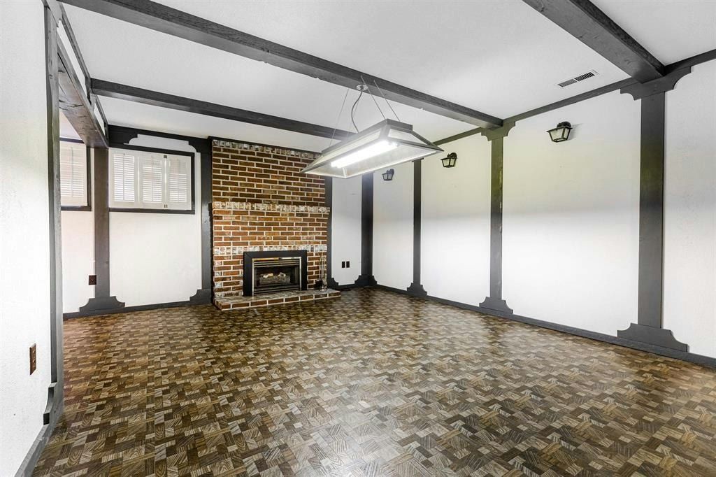 5482 Rhodes Street, Vancouver, BC, V5R 3N9 - 6