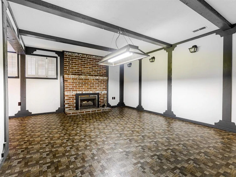 5482 Rhodes Street, Vancouver, BC, V5R 3N9 - 6