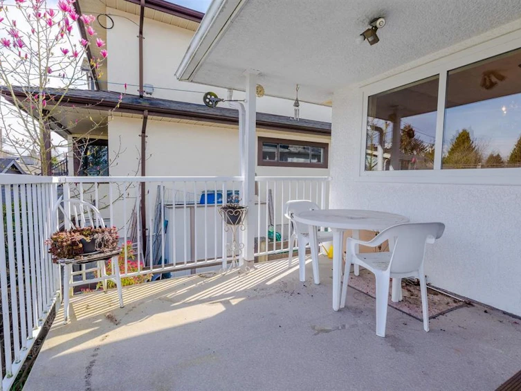 5482 Rhodes Street, Vancouver, BC, V5R 3N9 - 17