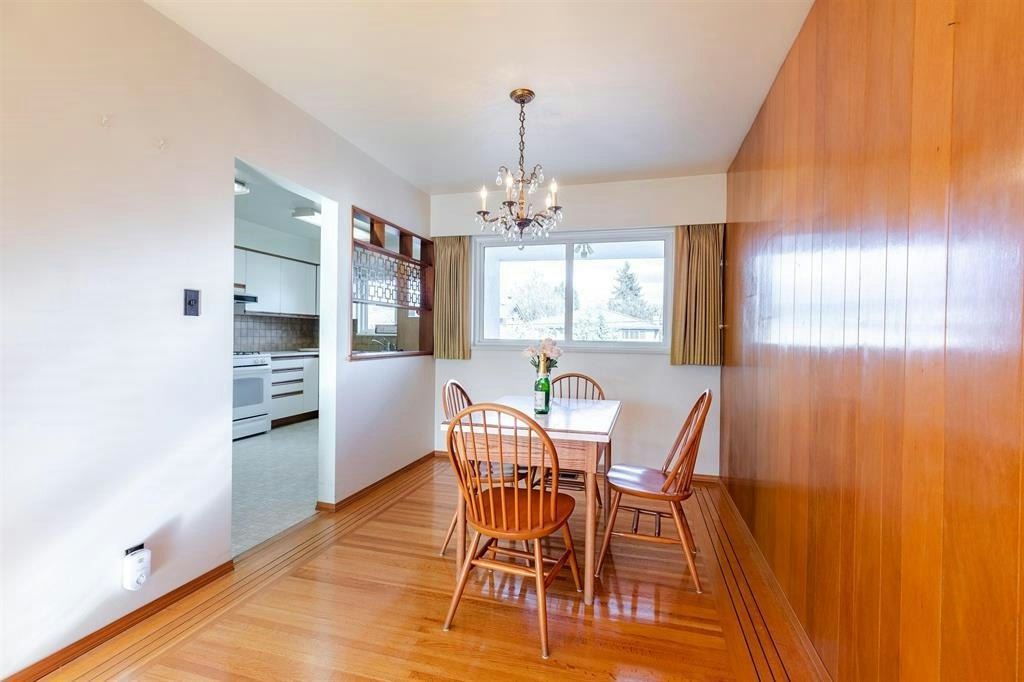 5482 Rhodes Street, Vancouver, BC, V5R 3N9 - 11