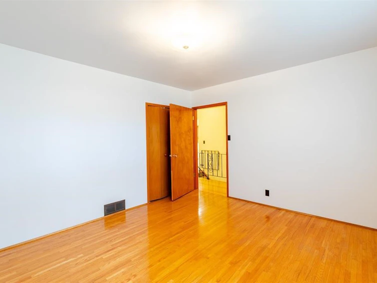 5482 Rhodes Street, Vancouver, BC, V5R 3N9 - 15