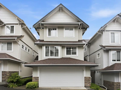 5-20582 67 Avenue - 2