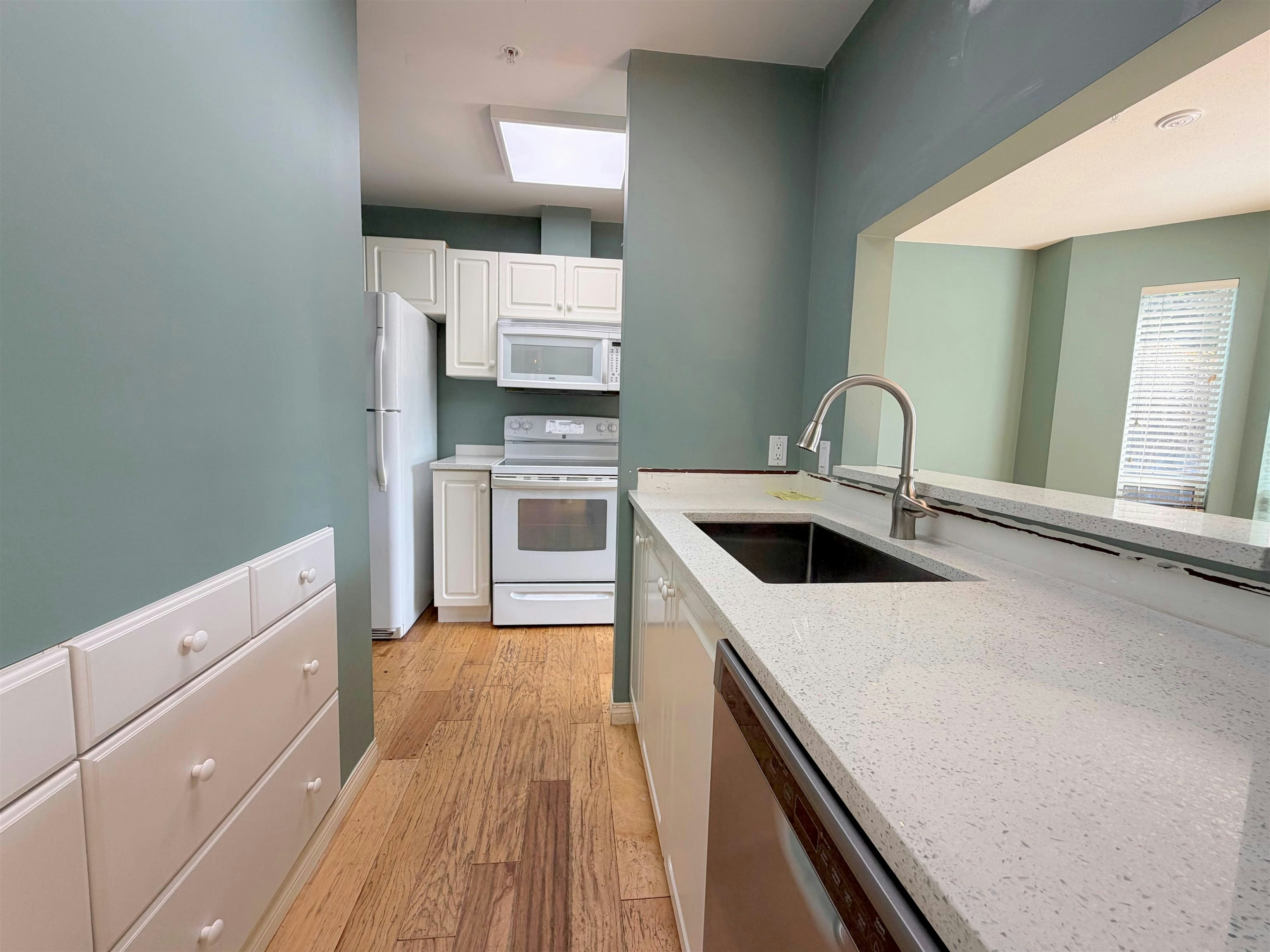 8-5740 Marine Way, Sechelt, BC, V7Z 0K3 - 15