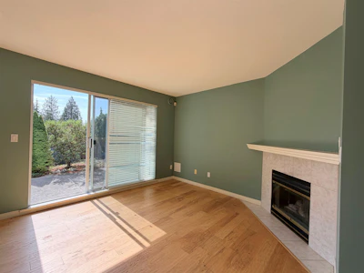 8-5740 Marine Way - 5