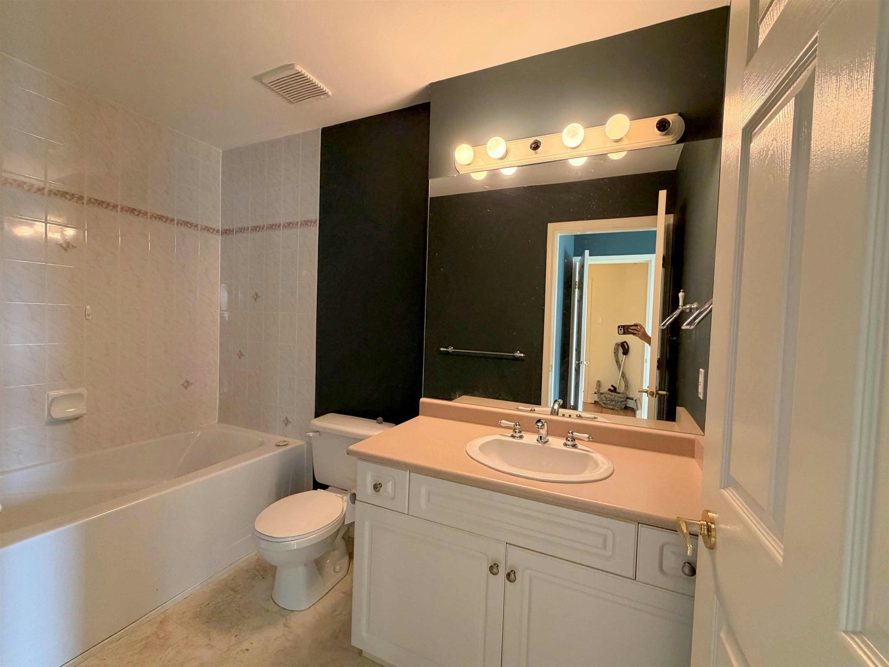 8-5740 Marine Way, Sechelt, BC, V7Z 0K3 - 20