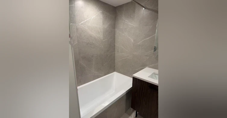 3xx-5189 Earles Street, Vancouver, BC, V5R 0M7 - 3