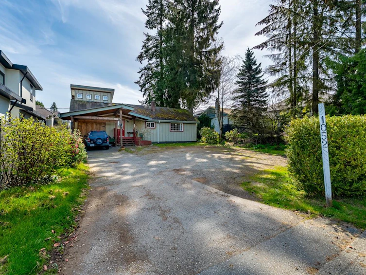 1052 Como Lake Avenue, Coquitlam, BC, V3J 3N8 - 2