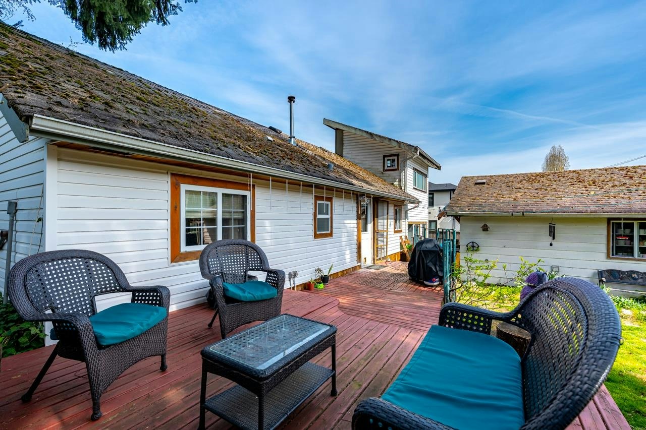 1052 Como Lake Avenue, Coquitlam, BC, V3J 3N8 - 22
