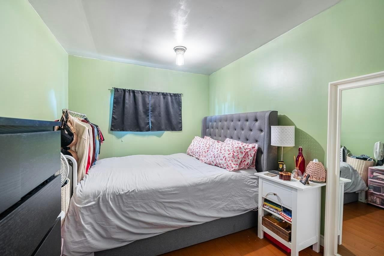 1052 Como Lake Avenue, Coquitlam, BC, V3J 3N8 - 35