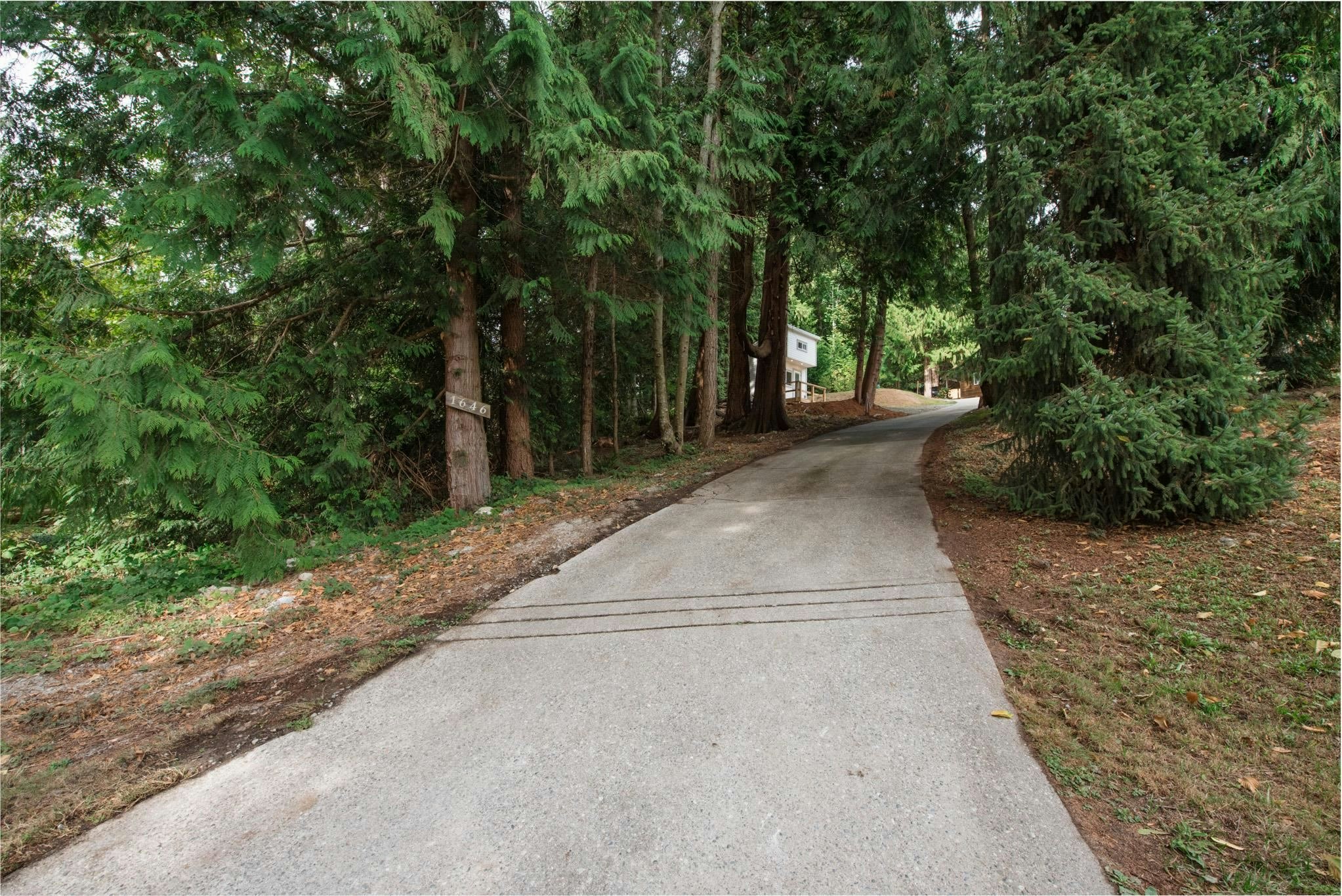 1646 Grandview Road, Gibsons, BC, V0N 1V5 - 38