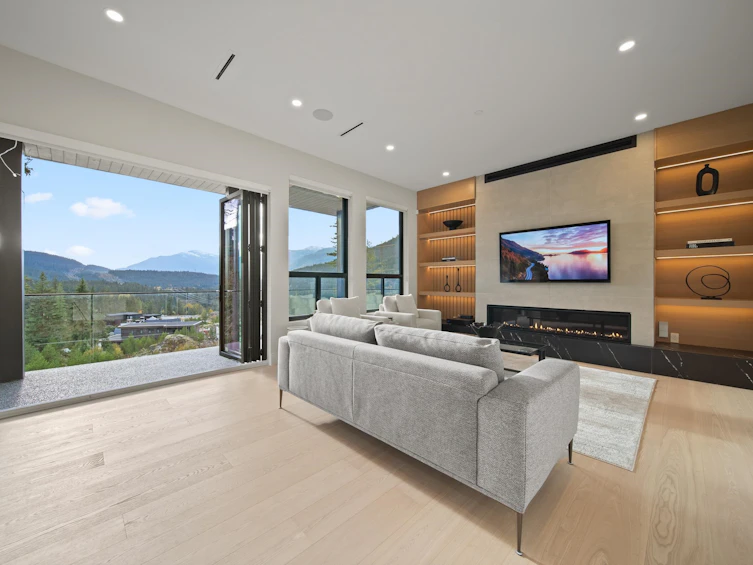 9289 Stellar's Way, Whistler, BC, V8E 1M1 - 9