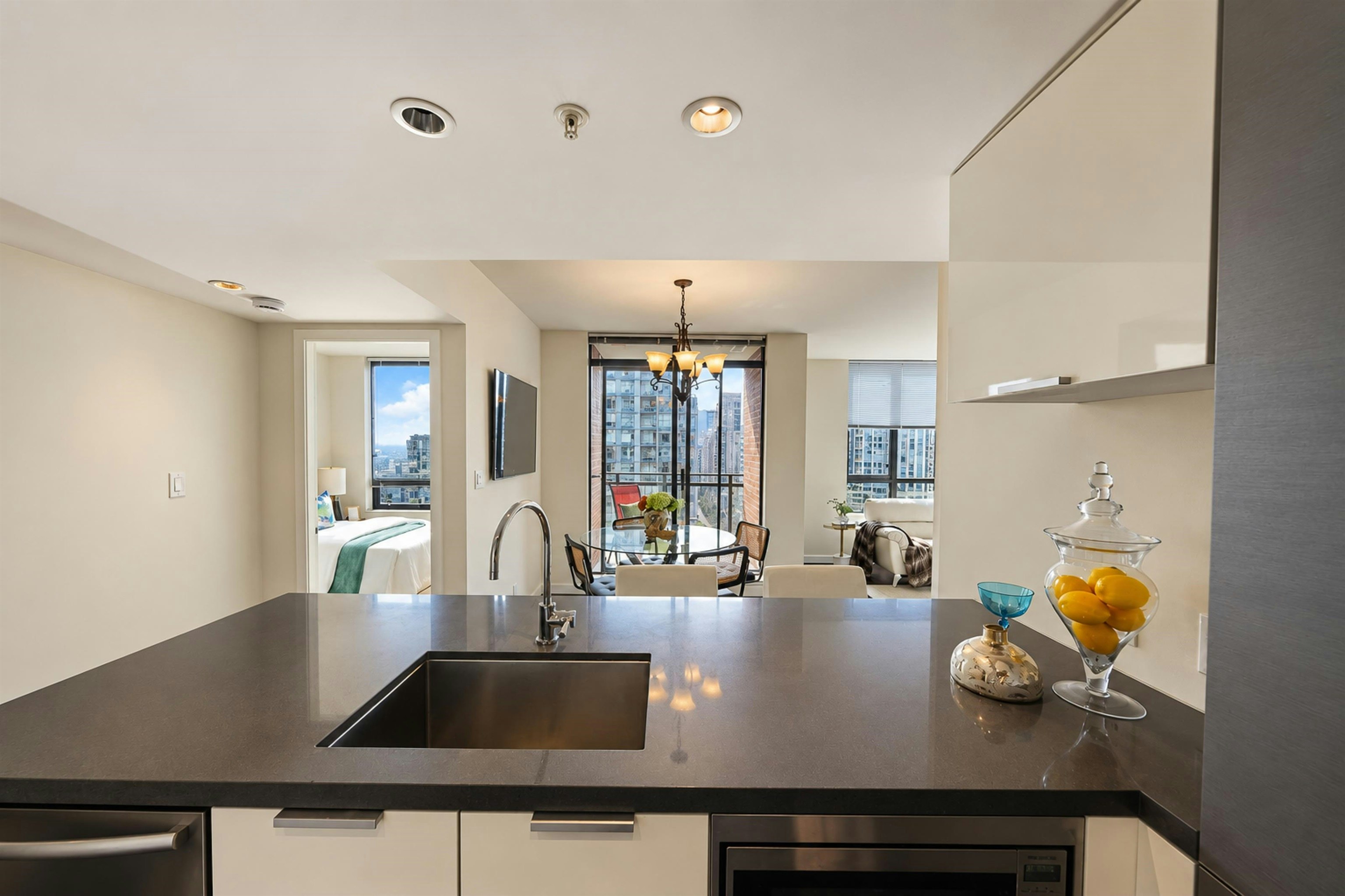 1703-788 Richards Street, Vancouver, BC, V6B 0C7 - 11