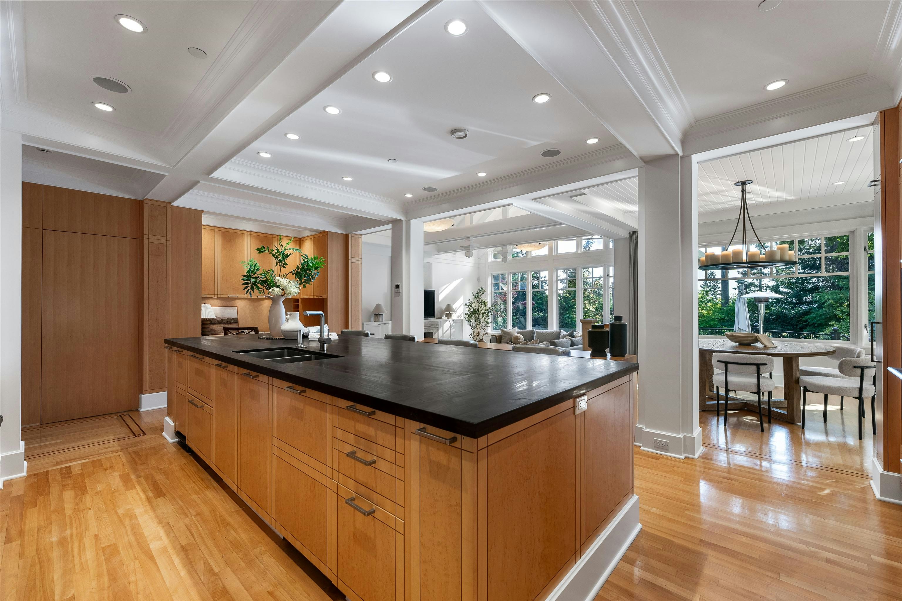 2958 Mathers Crescent, West Vancouver, BC, V7V 2L3 - 11