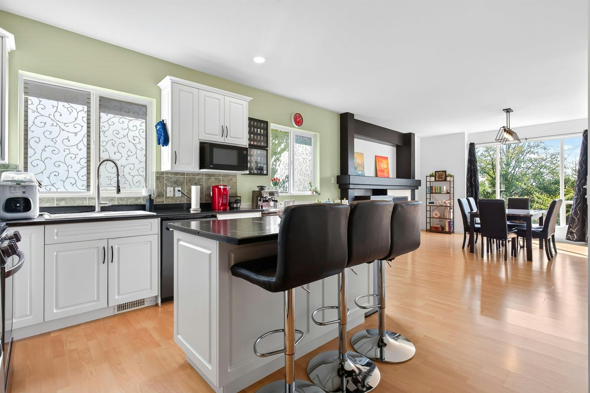 11537 228 Street, Maple Ridge, BC, V2X 3N6 - 10