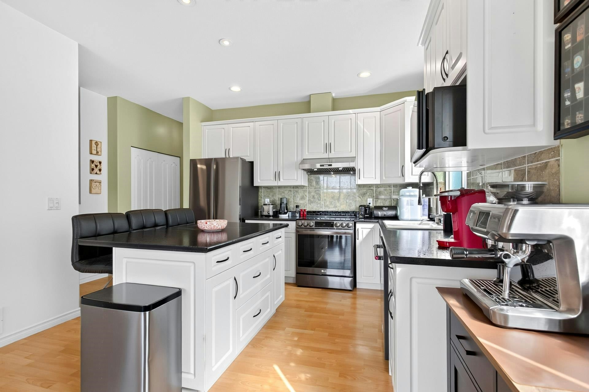 11537 228 Street, Maple Ridge, BC, V2X 3N6 - 9