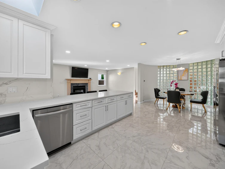 5483 Columbia Street, Vancouver, BC, V5Y 3H4 - 21