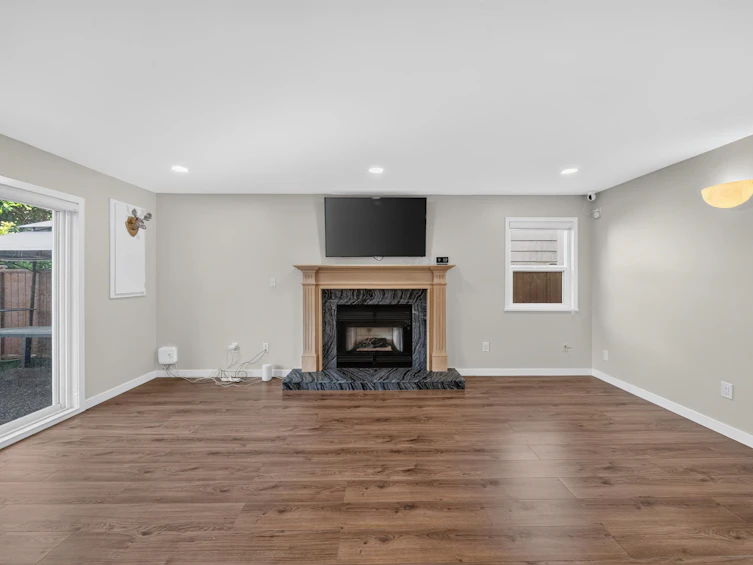 5483 Columbia Street, Vancouver, BC, V5Y 3H4 - 16