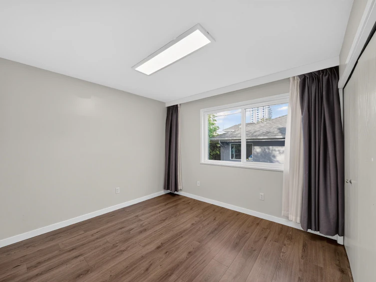 5483 Columbia Street, Vancouver, BC, V5Y 3H4 - 23