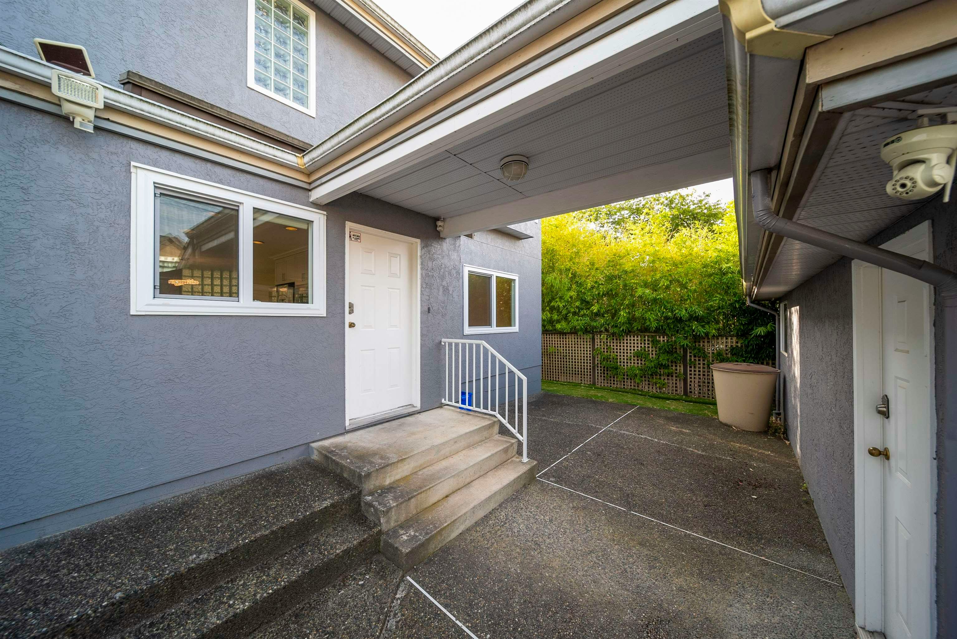 5483 Columbia Street, Vancouver, BC, V5Y 3H4 - 5