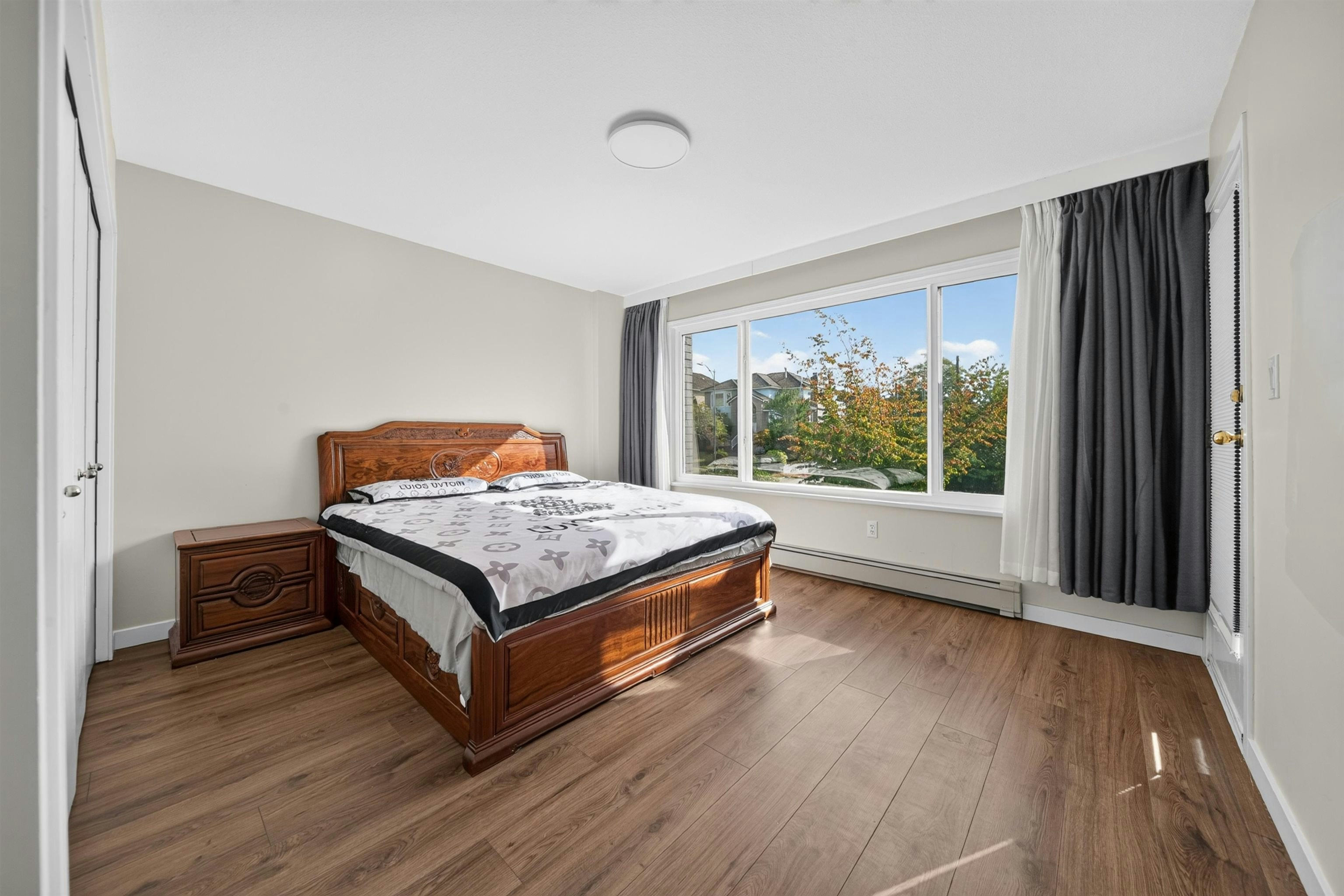 5483 Columbia Street, Vancouver, BC, V5Y 3H4 - 27