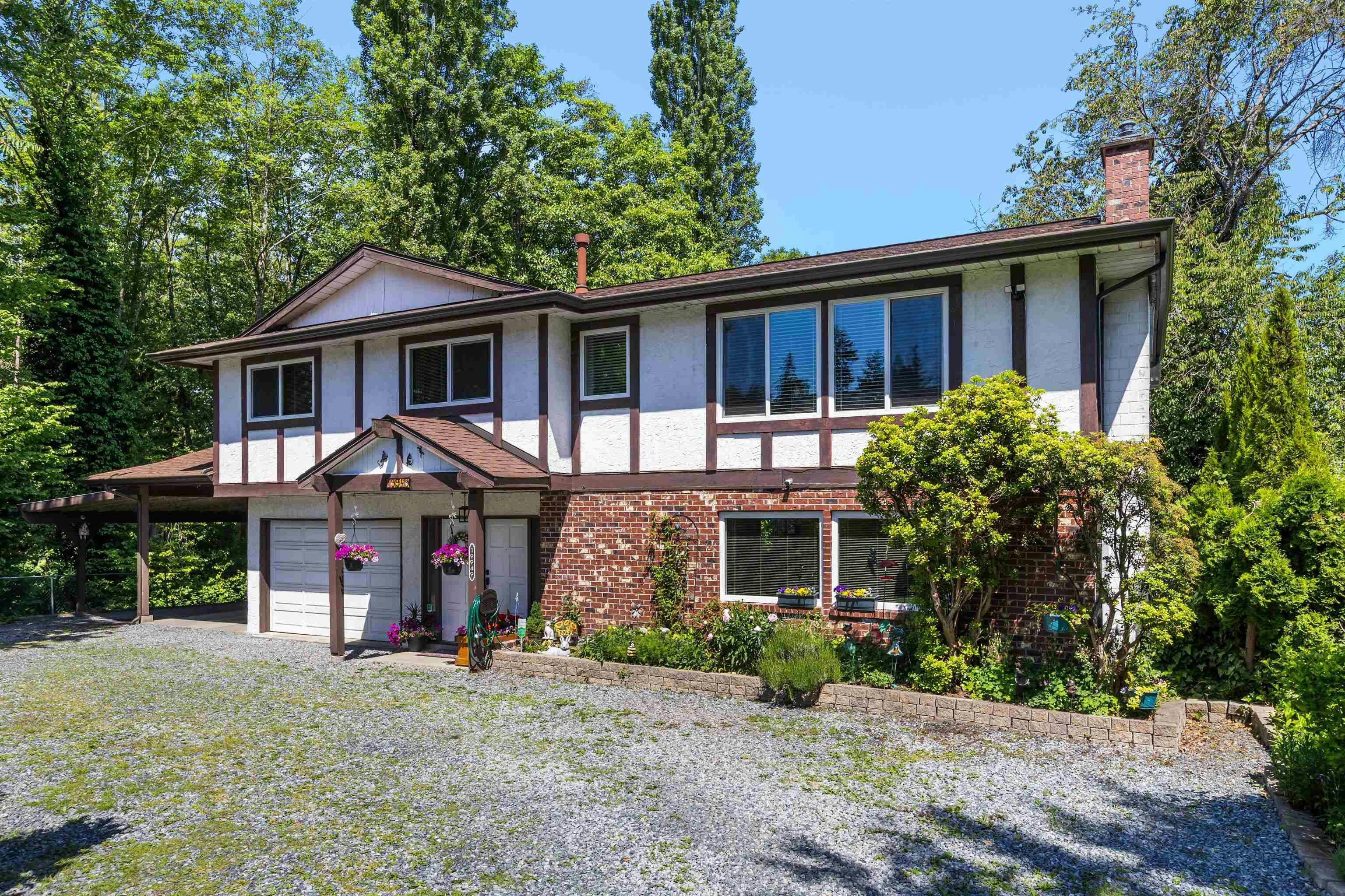 19949 51 Avenue, Langley, BC, V3A 7P2