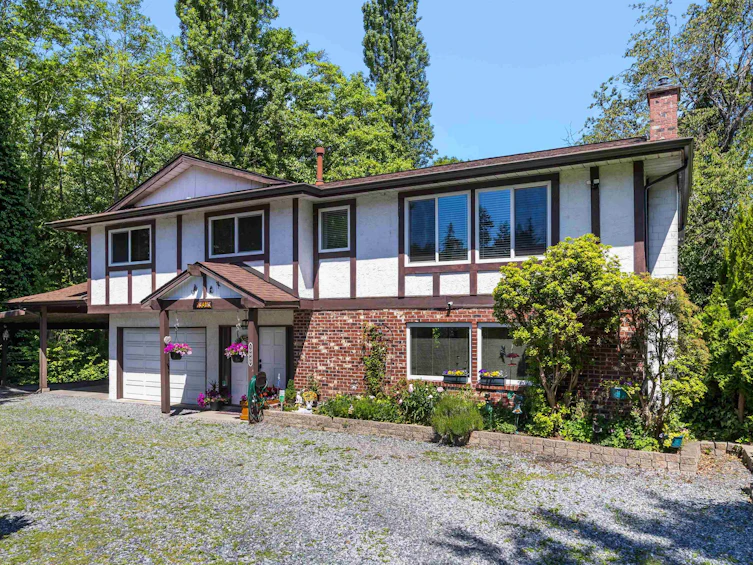 19949 51 Avenue, Langley, BC, V3A 7P2