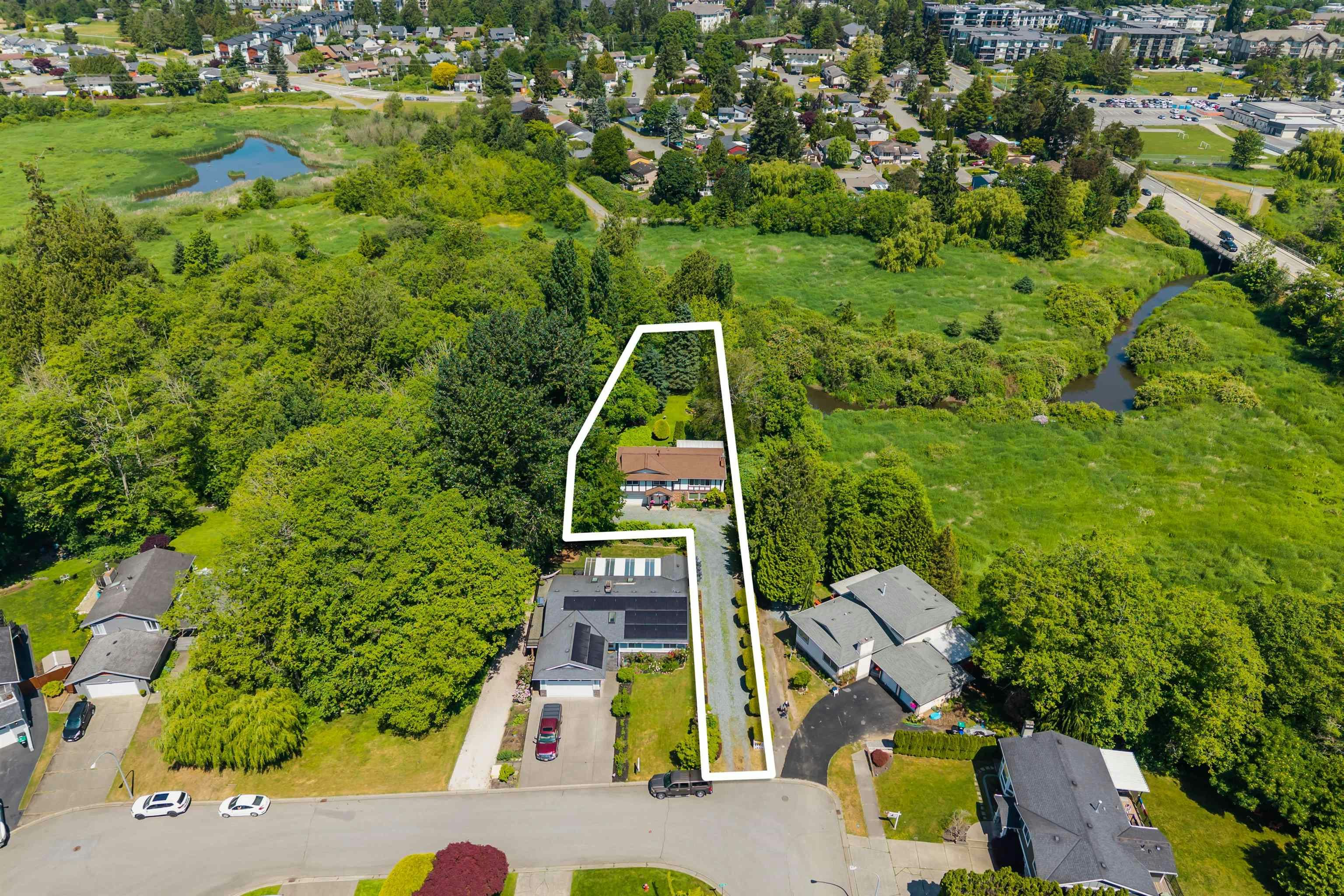19949 51 Avenue, Langley, BC, V3A 7P2