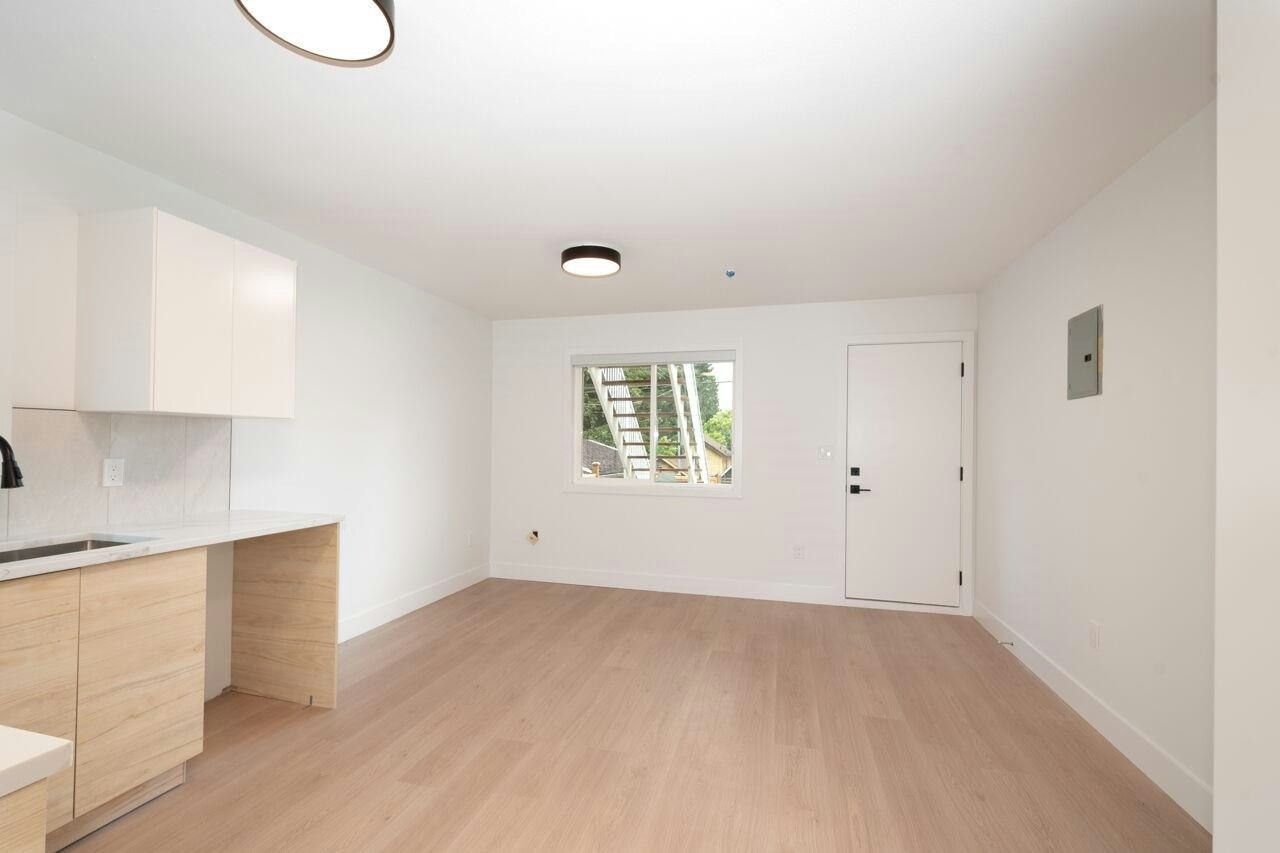 827 E 32nd Avenue, Vancouver, BC, V5V 2Y7 - 29