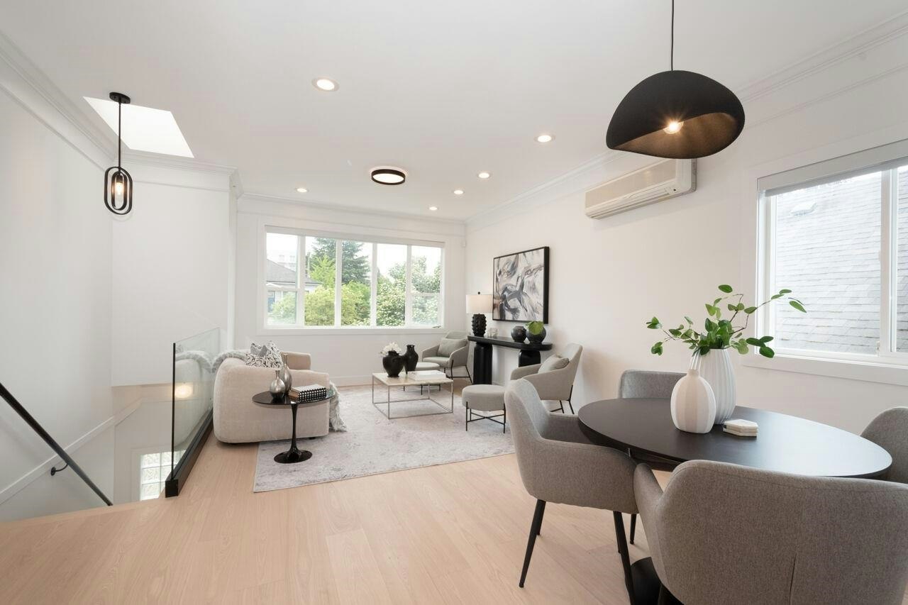 827 E 32nd Avenue, Vancouver, BC, V5V 2Y7 - 2