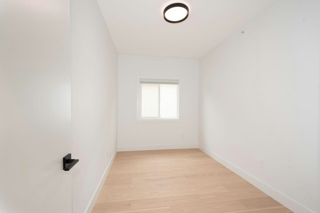 827 E 32nd Avenue, Vancouver, BC, V5V 2Y7 - 23