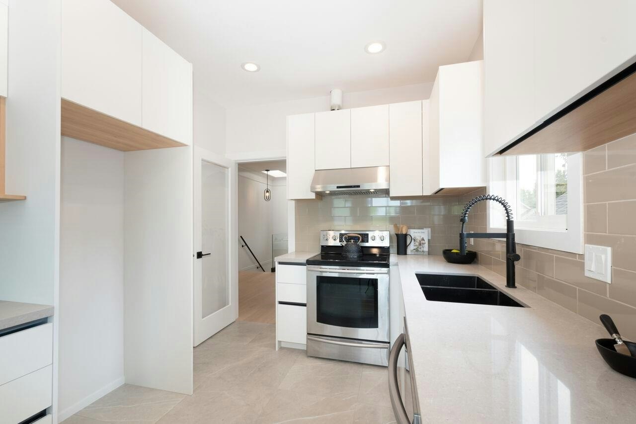 827 E 32nd Avenue, Vancouver, BC, V5V 2Y7 - 15