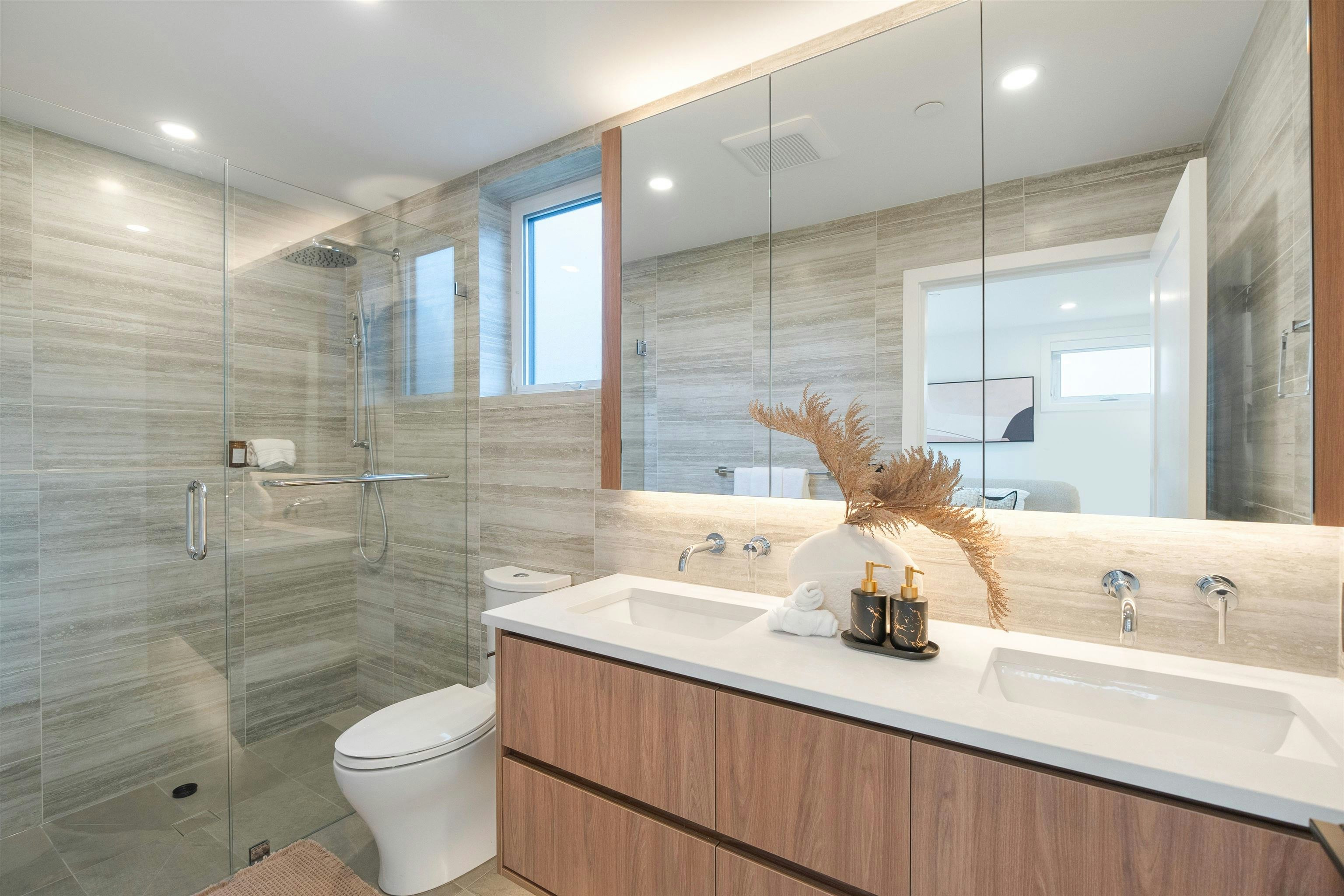 3-950 W 57th Avenue, Vancouver, BC, V6P 1S3 - 13