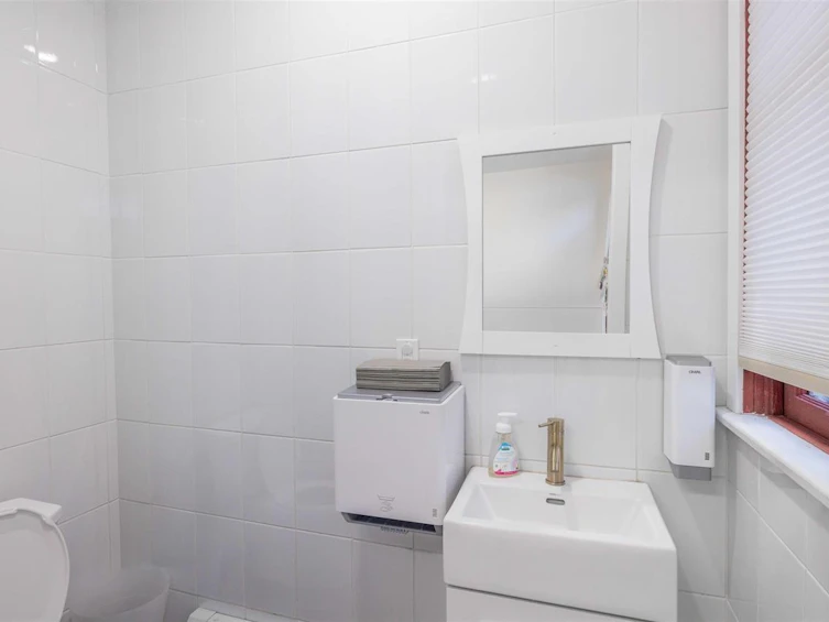 4355 Granville Street, Vancouver, BC, V6H 3L6 - 14