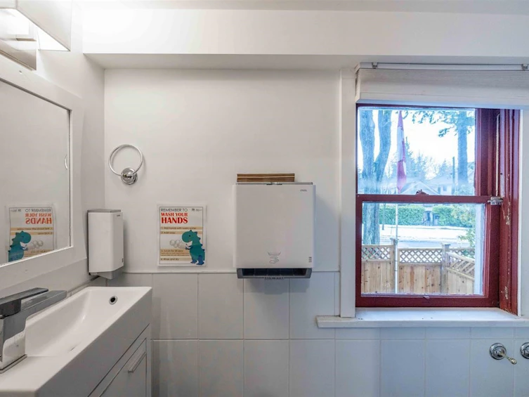 4355 Granville Street, Vancouver, BC, V6H 3L6 - 36