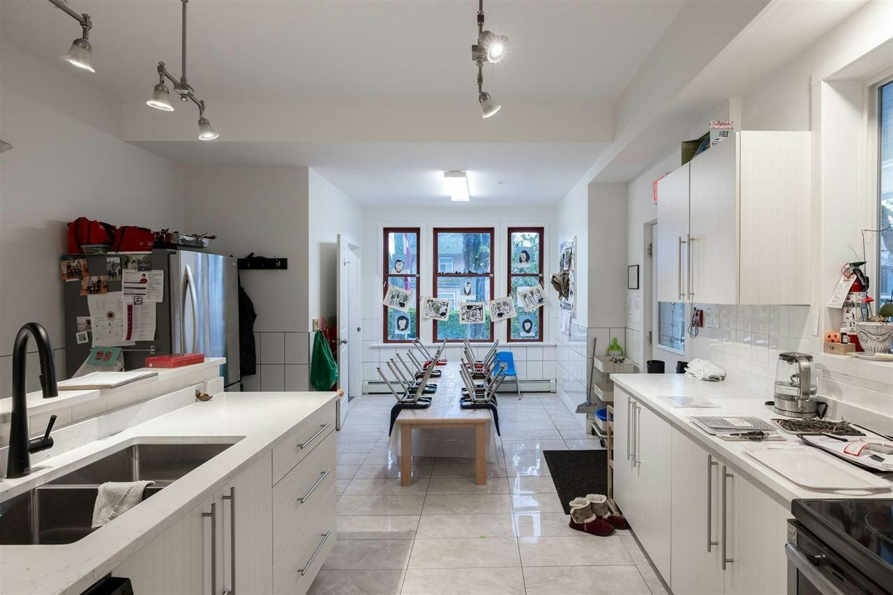 4355 Granville Street, Vancouver, BC, V6H 3L6 - 13