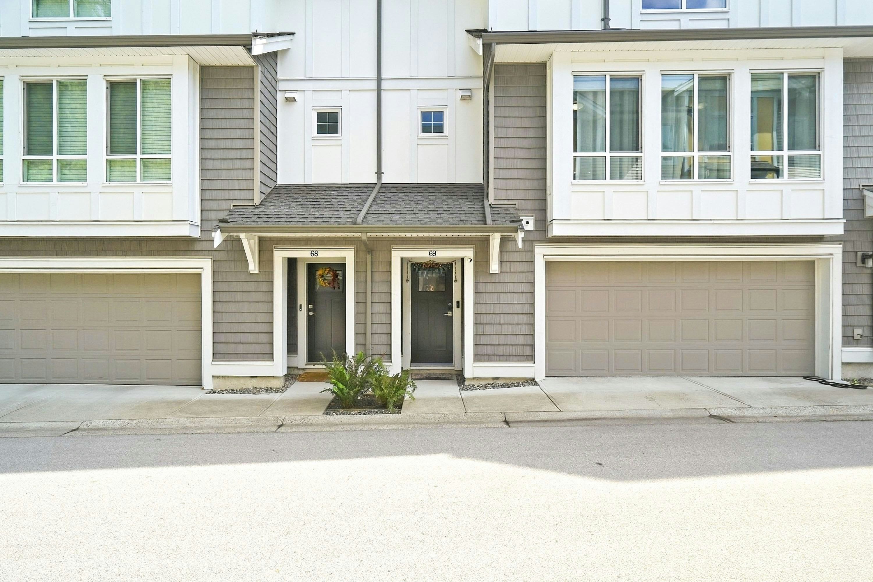 69-9688 162a Street, Surrey, BC, V4N 6V3