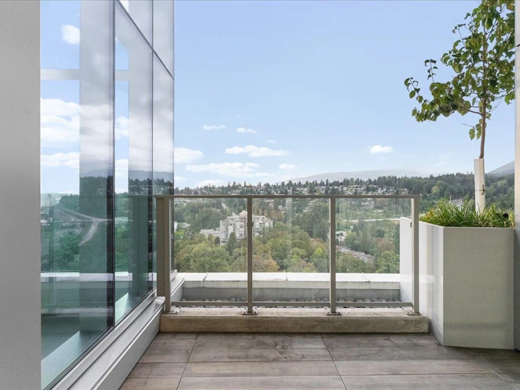 2406-1500 Fern Street, North Vancouver, BC, V7J 0E6 - 10