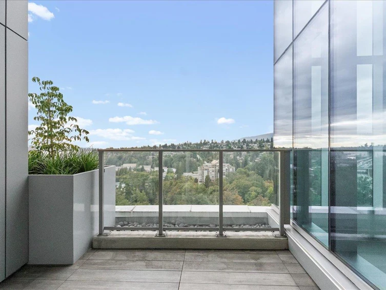 2406-1500 Fern Street, North Vancouver, BC, V7J 0E6 - 12