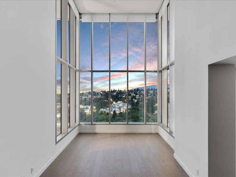 2406-1500 Fern Street, North Vancouver, BC, V7J 0E6 - 3
