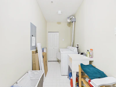 6222 Logan Lane - 5