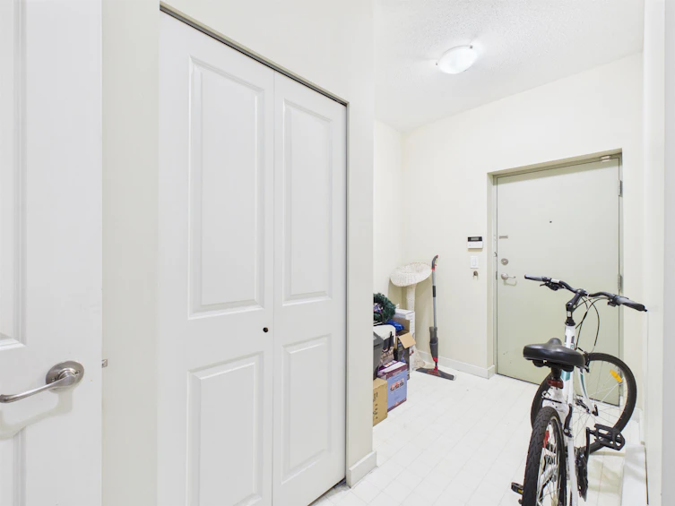 6222 Logan Lane, Vancouver, BC, V6T 2K9 - 3