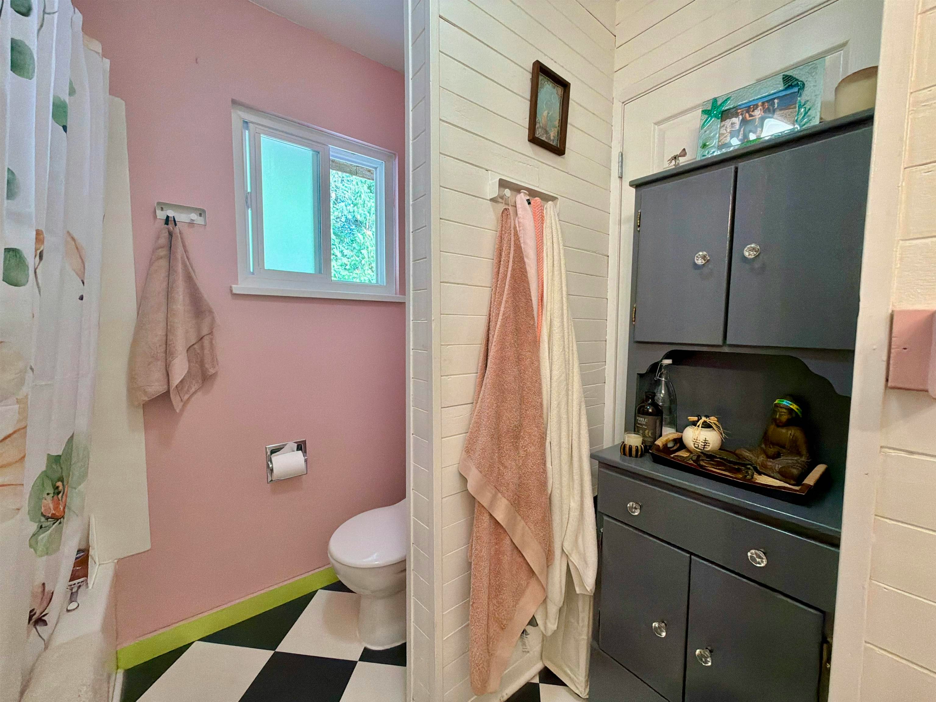 1044 Fircrest Road, Gibsons, BC, V0N 1V4 - 15