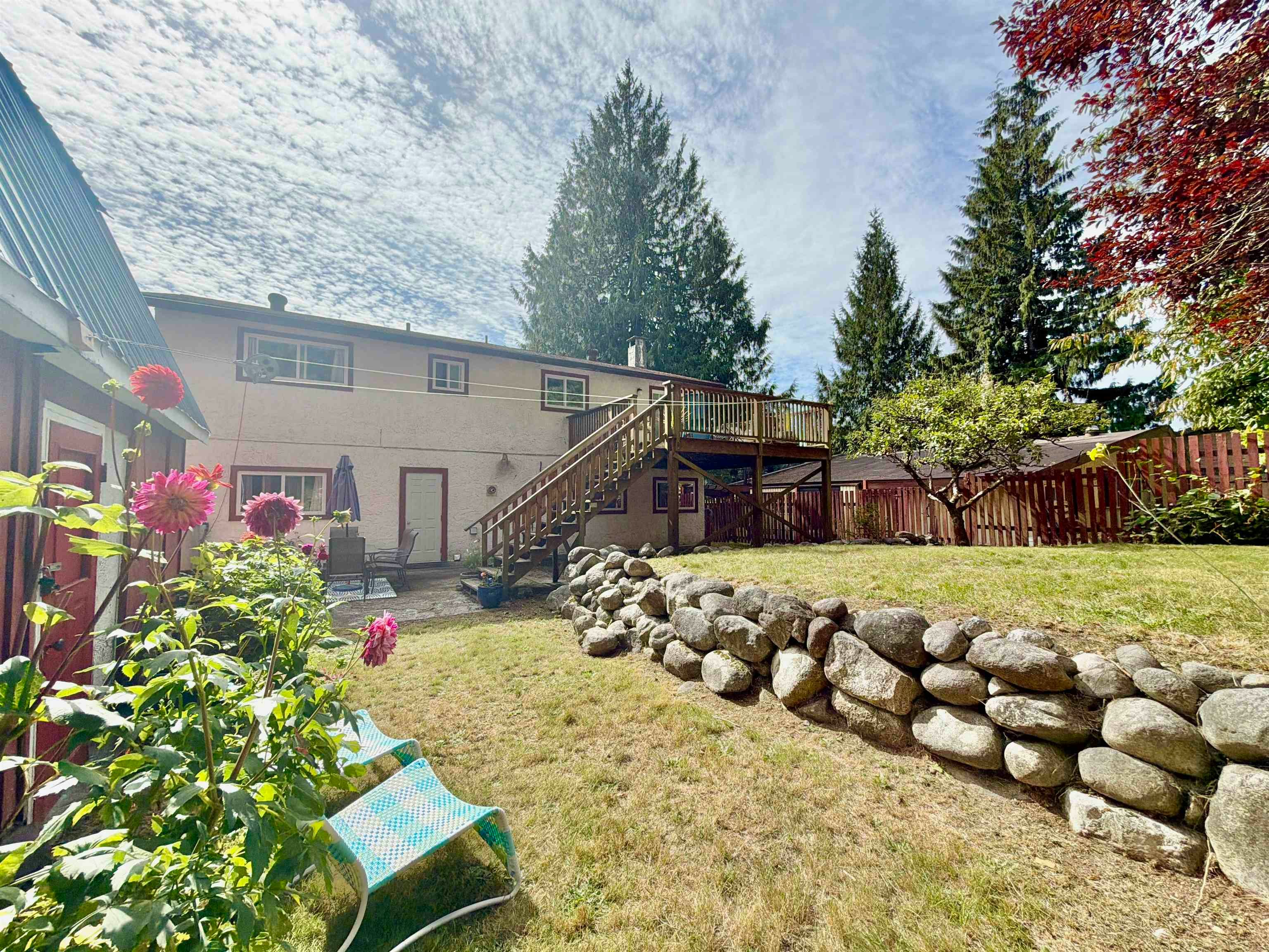 1044 Fircrest Road, Gibsons, BC, V0N 1V4 - 32
